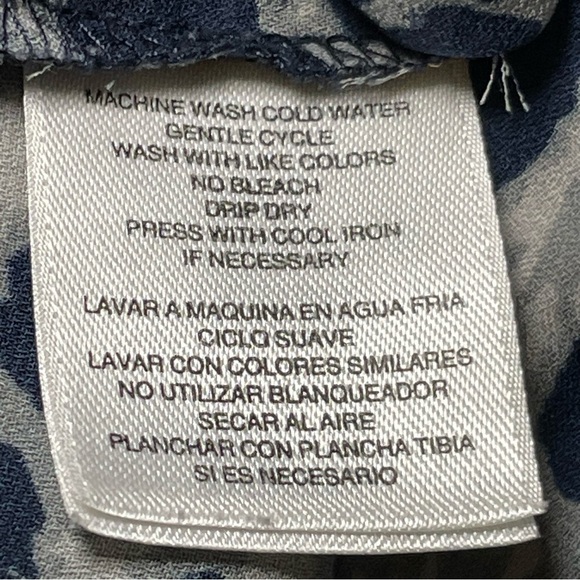 Jones of NY Navy and GrayLeopard Print Button-Up Blouse size 22W - Picture 10 of 12